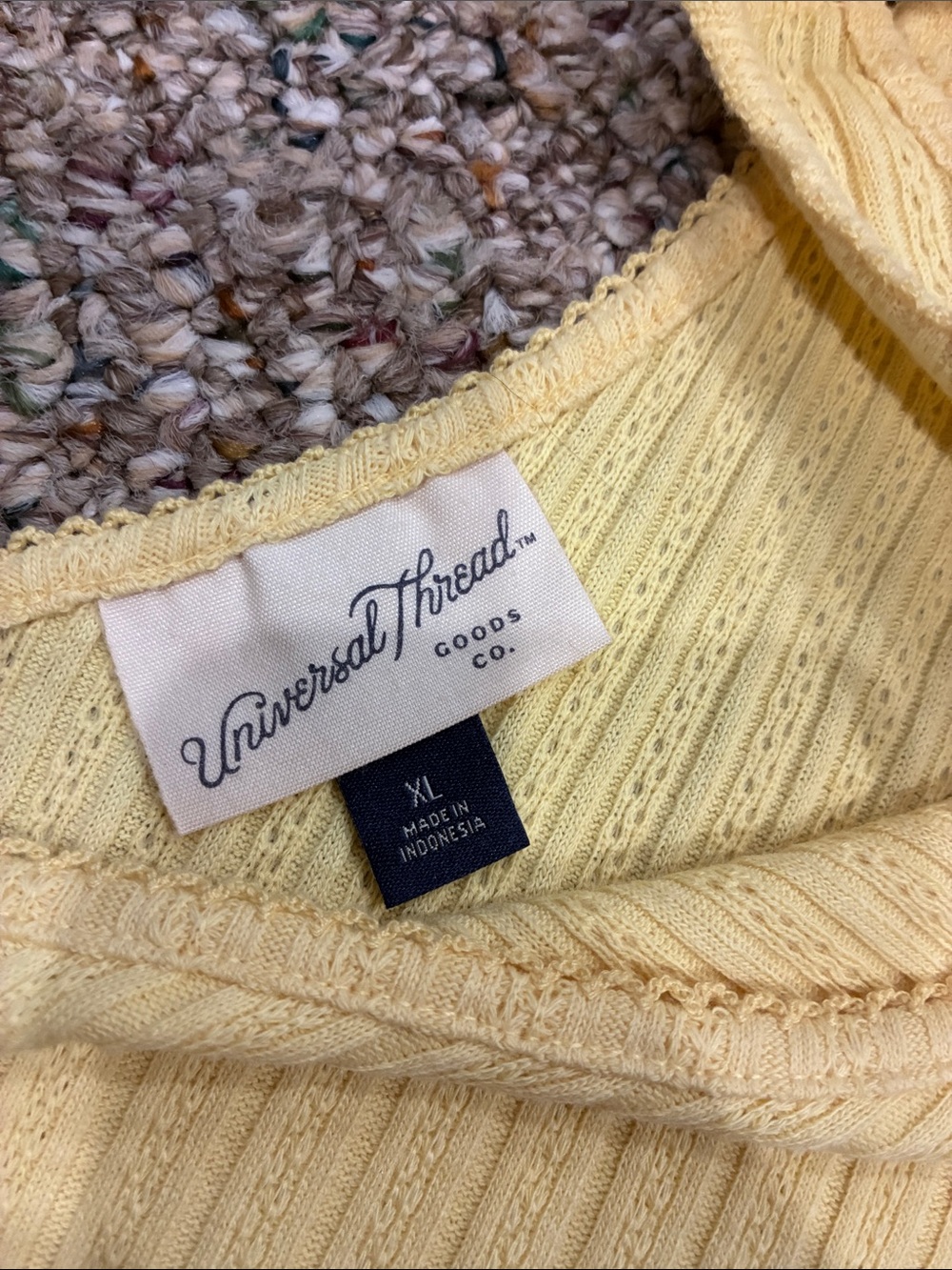 3/$10 Universal Thread Yellow Ribbed V-Neck Tank - Picture 2 of 4